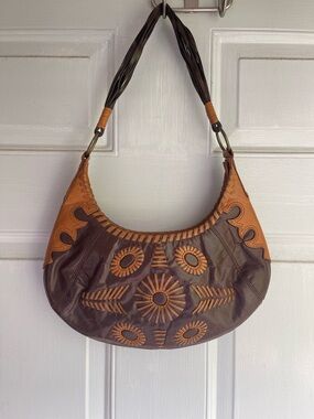 Vintage BCBGirls Two-Tone Brown & Tan Embroidered Leather Boho Slouch Purse